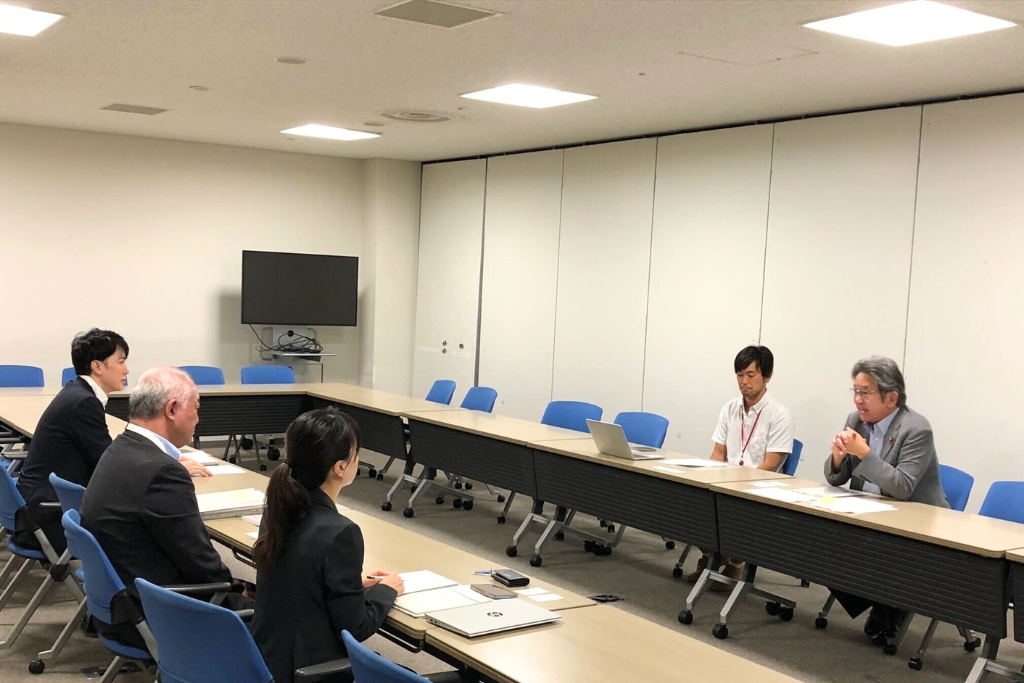 官公庁へ要望書を提出